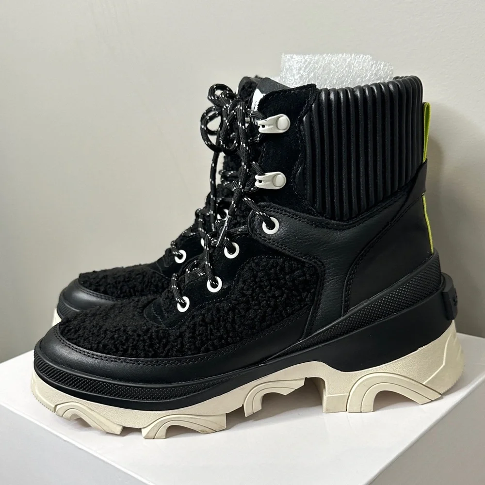Sorel Brex Black and Cream Winter Boots - Picture 4 of 14